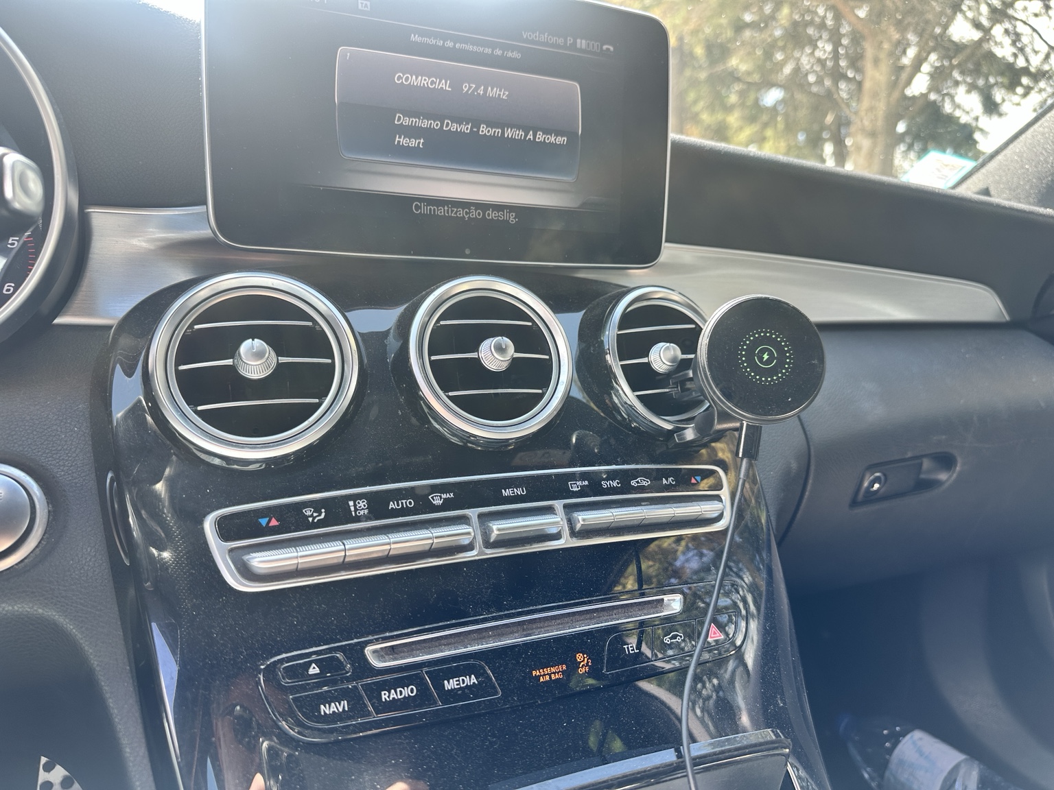 MERCEDES-BENZ C 300h AMG LINE foto 9